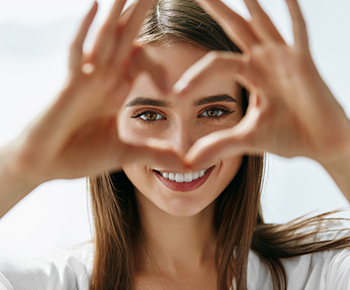 Mujer con mirada bonita